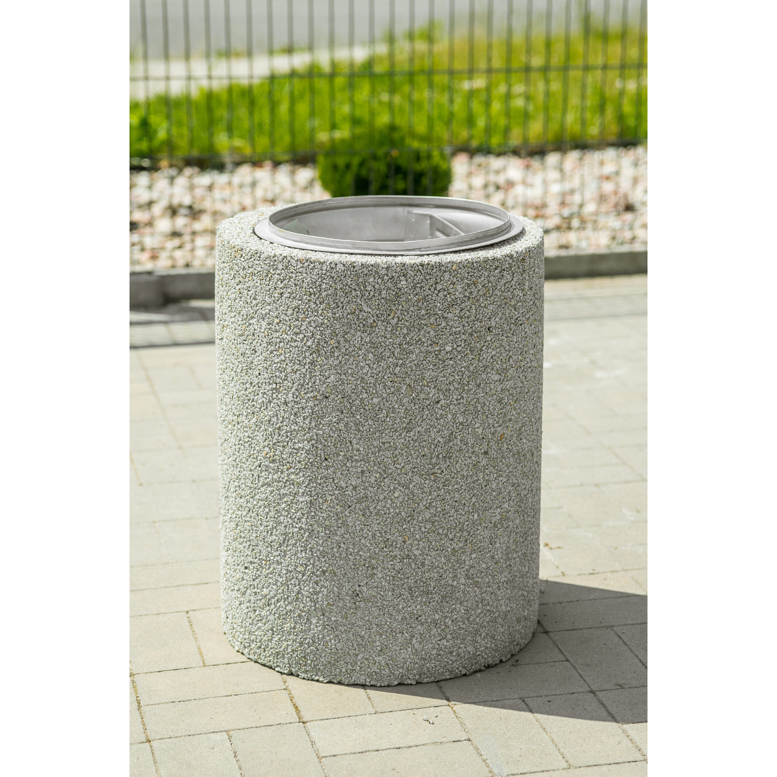 KB-02 concrete bin